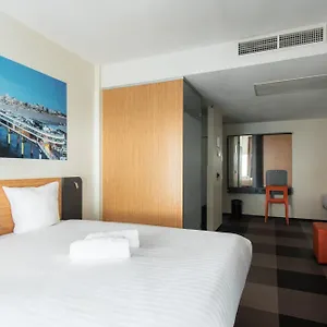 Easyhotel Scheveningen Отель